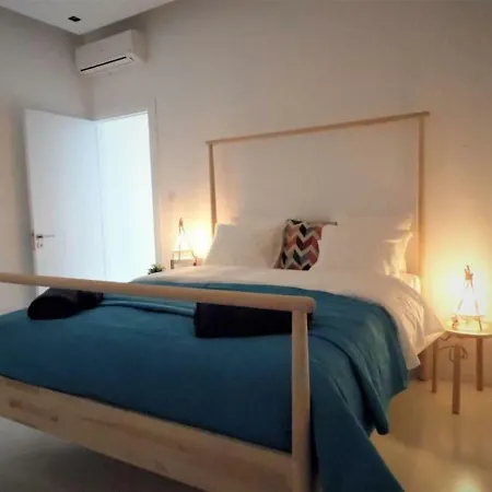3b Seaview Duplex Penthouse W Hot Tub Finikoudes Beach